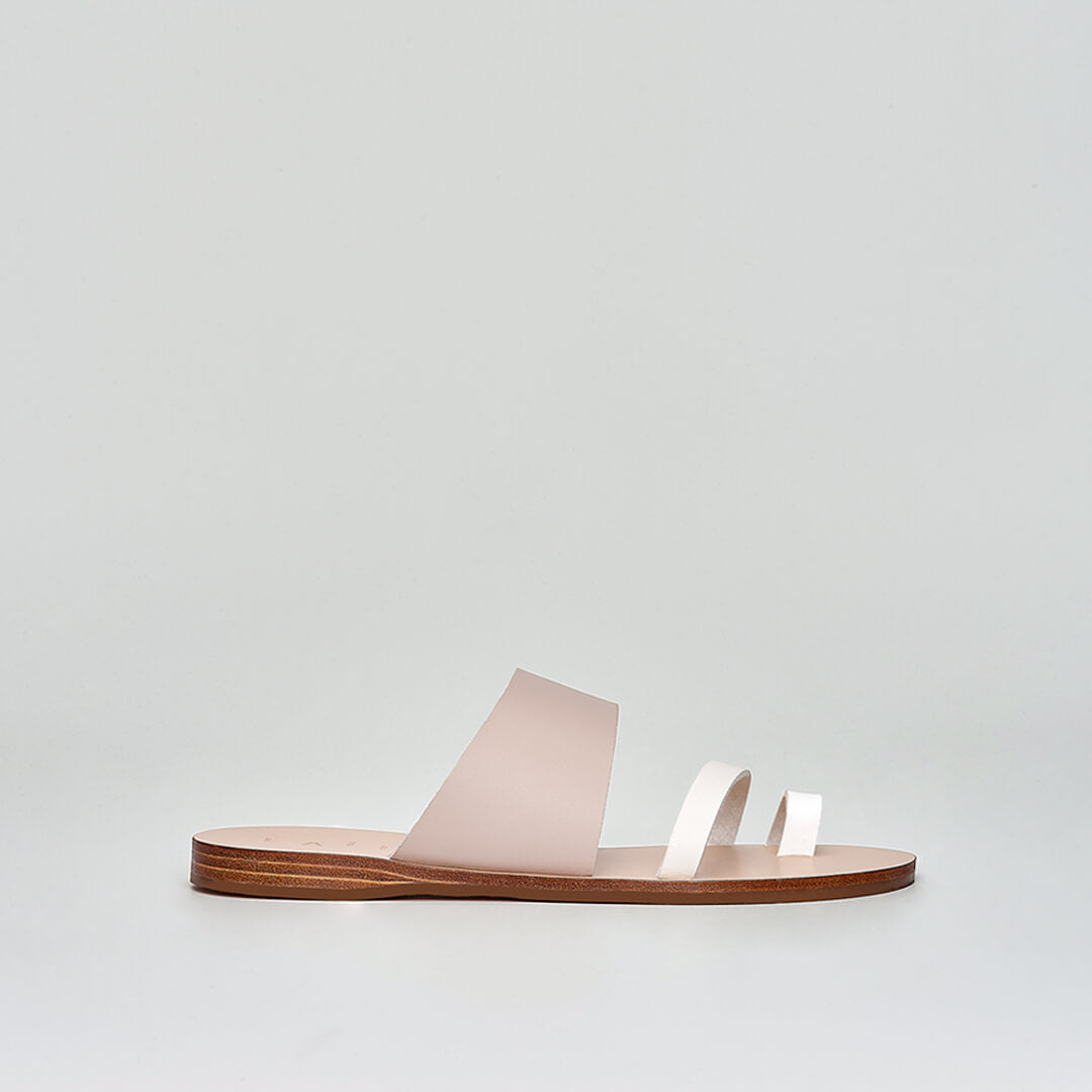Greek sandals in italian grey and white leather, vegetable-tanned leather, #color_greek-stone-grey-and-white