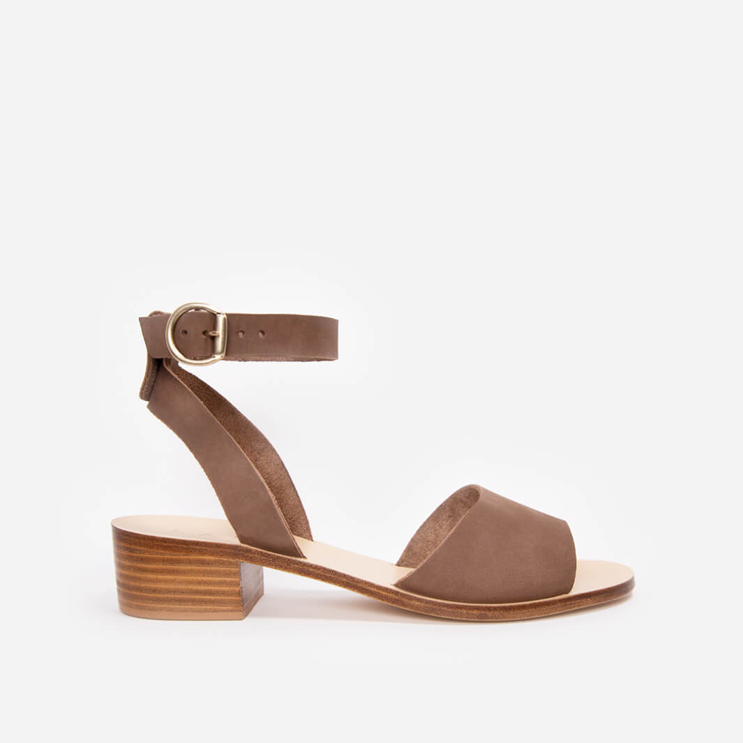 Greek heeled sandals in brown nubuck Italian leather #color_cafe