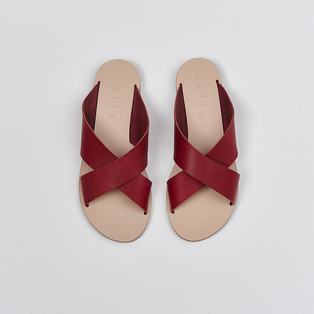 greek leather sandals in burgundy italian leather #color_berry